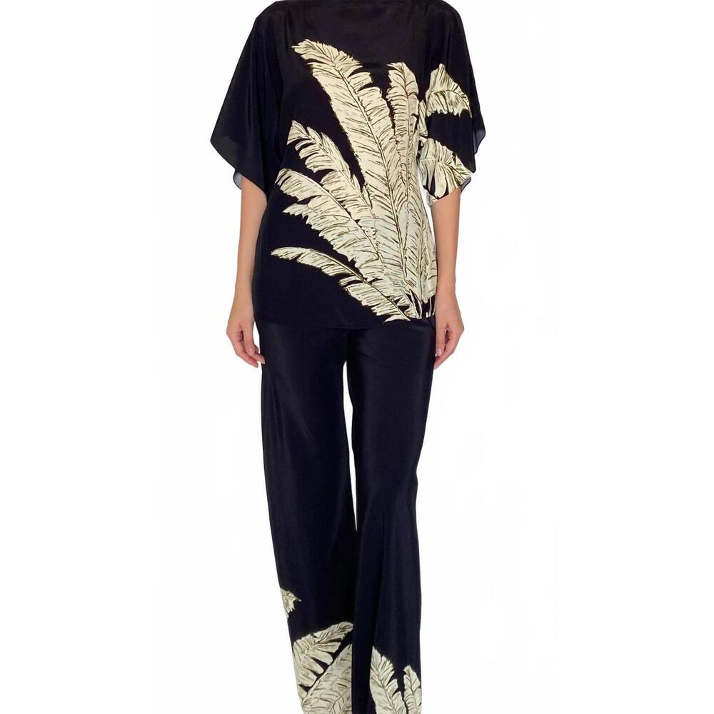 NEW HEMANT & NANDITA women's palm boat neck blouse in black - Picture 3 of 4